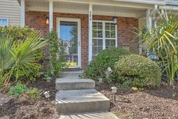 484 Doane Way photo 4