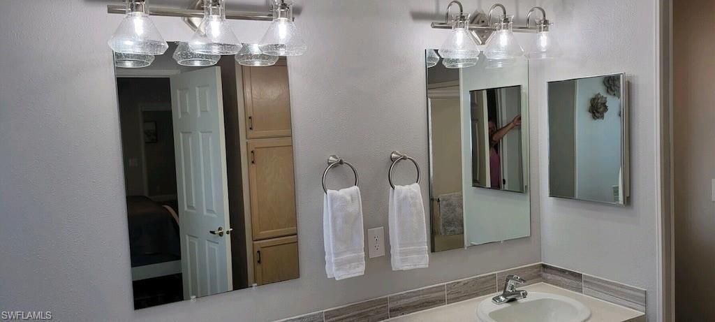 3089 Skipper Ln , Saint James City, FL 33956 Photo
