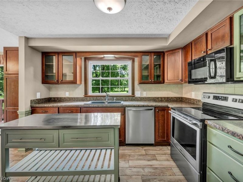 6407 Indian Point Road, Painesville, OH 44077 Photo 11