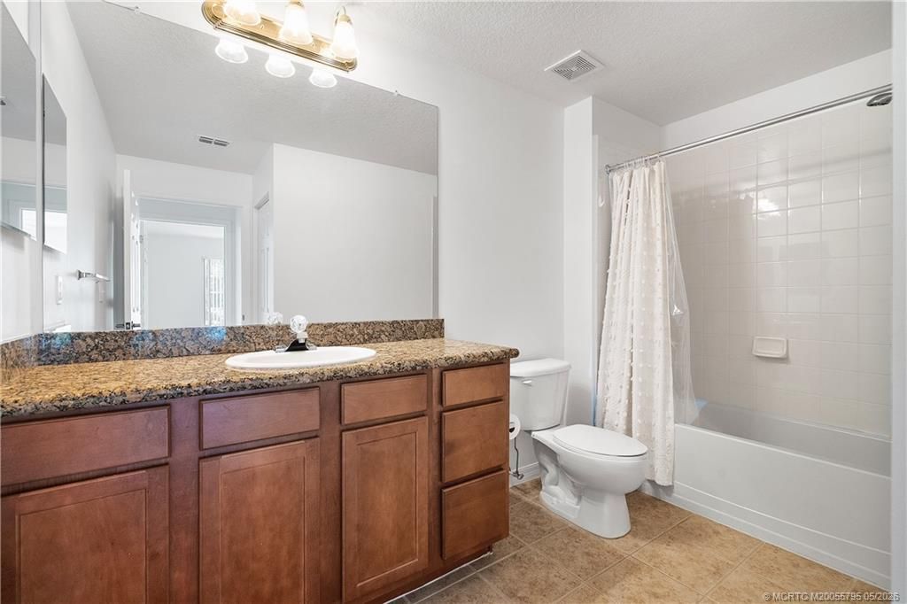 1575 SE Pomeroy Street, Unit 8-5, Stuart, FL 34997 Photo