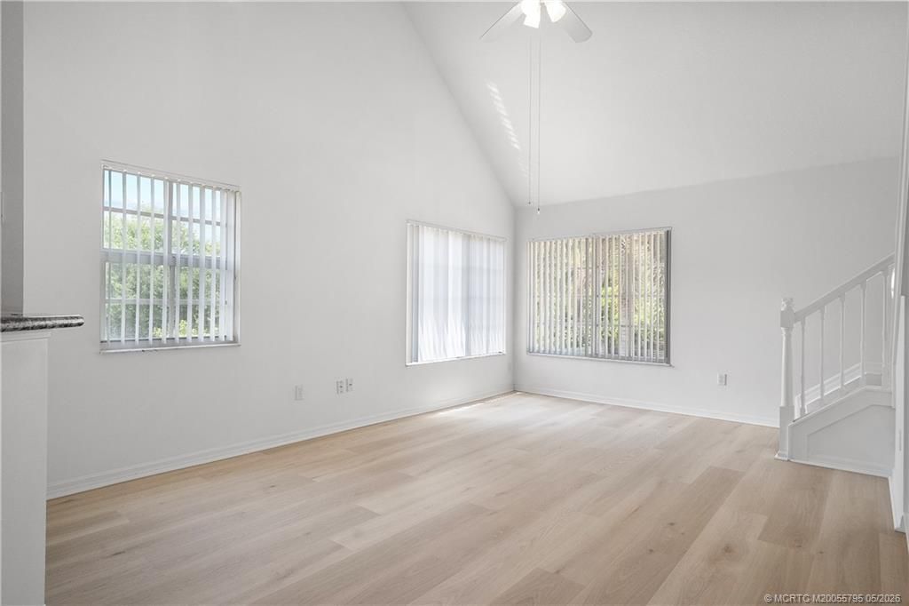 1575 SE Pomeroy Street, Unit 8-5, Stuart, FL 34997 Photo
