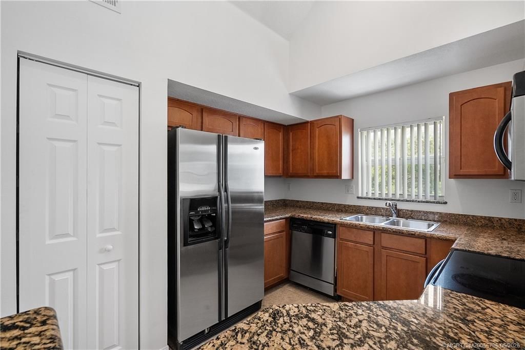 1575 SE Pomeroy Street, Unit 8-5, Stuart, FL 34997 Photo