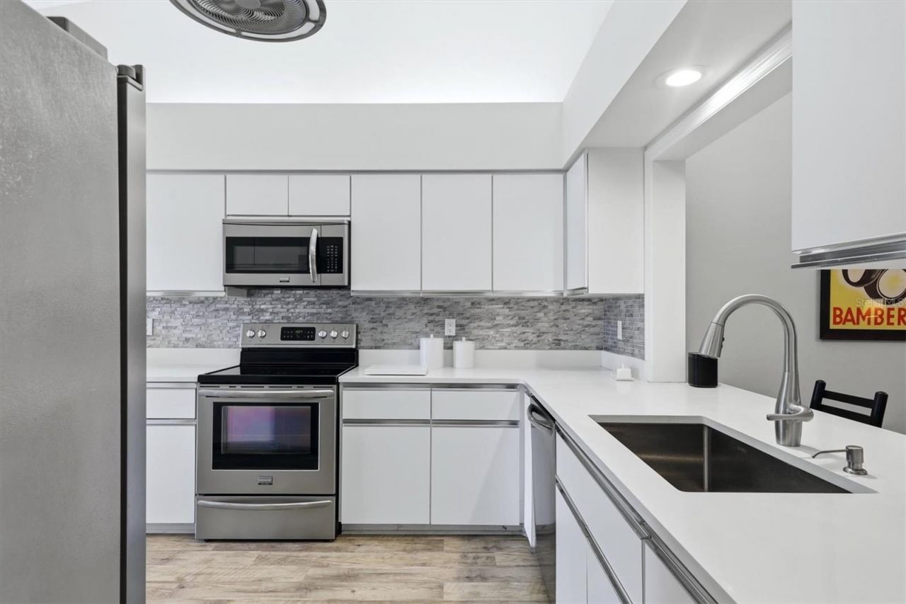 2644 Moss Oak Drive, Unit 47, Sarasota, FL 34231 Photo