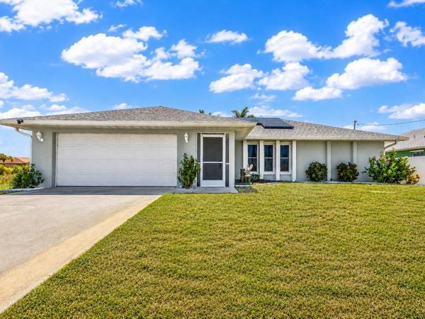9532 GALAXIE CIRCLE , PORT CHARLOTTE, FL 33981