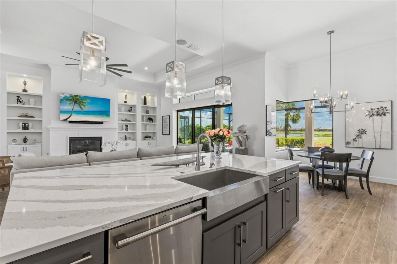 15016 Derna Terrace, Bradenton, FL 34211 Photo