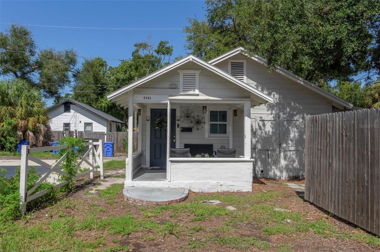 2521 4th Street S, Saint Petersburg, FL 33705 Photo