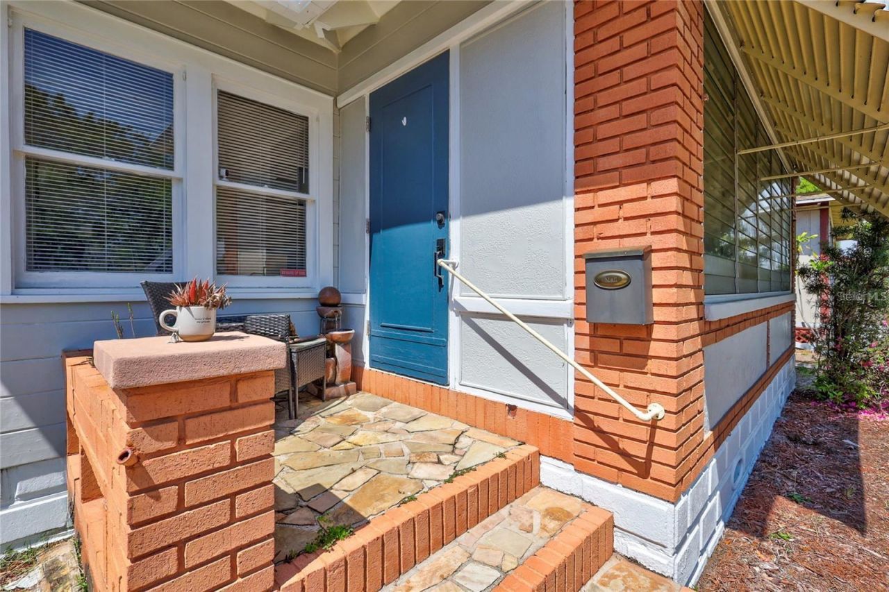 2521 4th Street S, Saint Petersburg, FL 33705 Photo