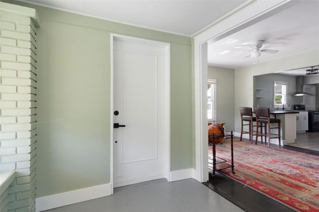 2521 4th Street S, Saint Petersburg, FL 33705 Photo