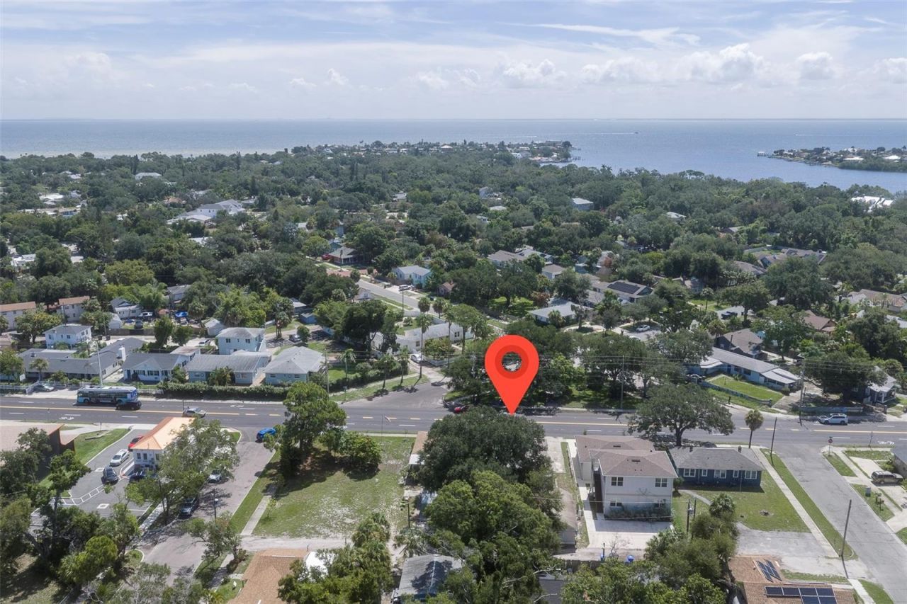 2521 4th Street S, Saint Petersburg, FL 33705 Photo