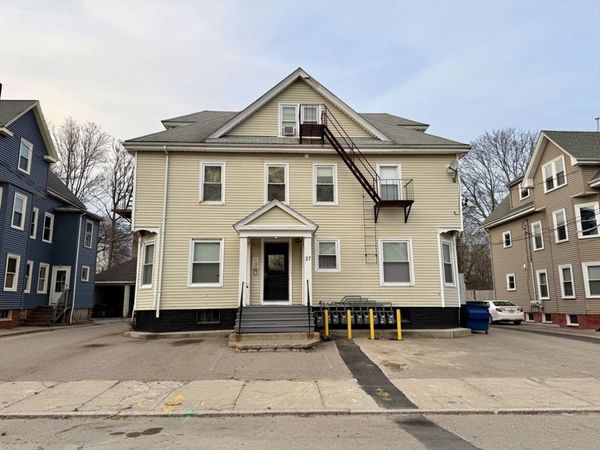 29 John Street, Unit 4, Attleboro, MA 02703