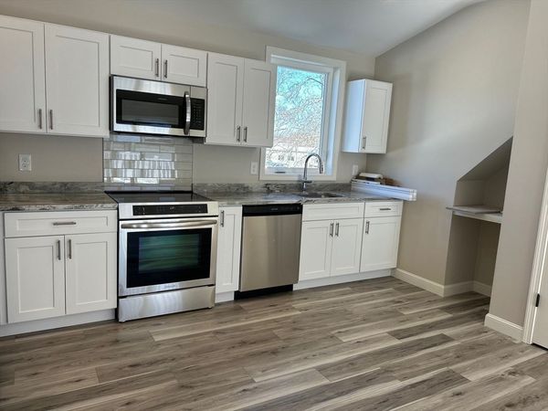 254 Commonwealth Avenue, Unit 1, Concord, MA 01742