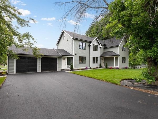 480 West Street, Reading, MA 01867