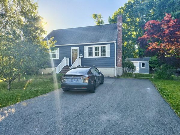 257 Bishop St, Framingham, MA 01702