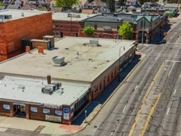 10801 W Warren Avenue , Dearborn, MI 48126