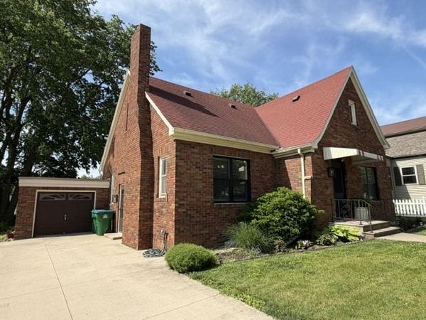 1103 Jefferson Street , Mendota, IL 61342