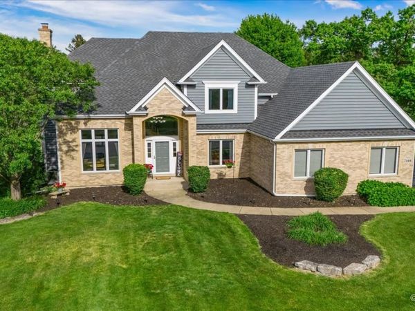 7104 Dove Way , Cary, IL 60013