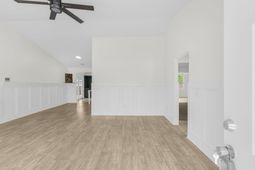 207 Amy Drive photo 4