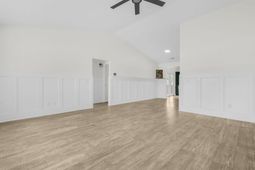 207 Amy Drive photo 4