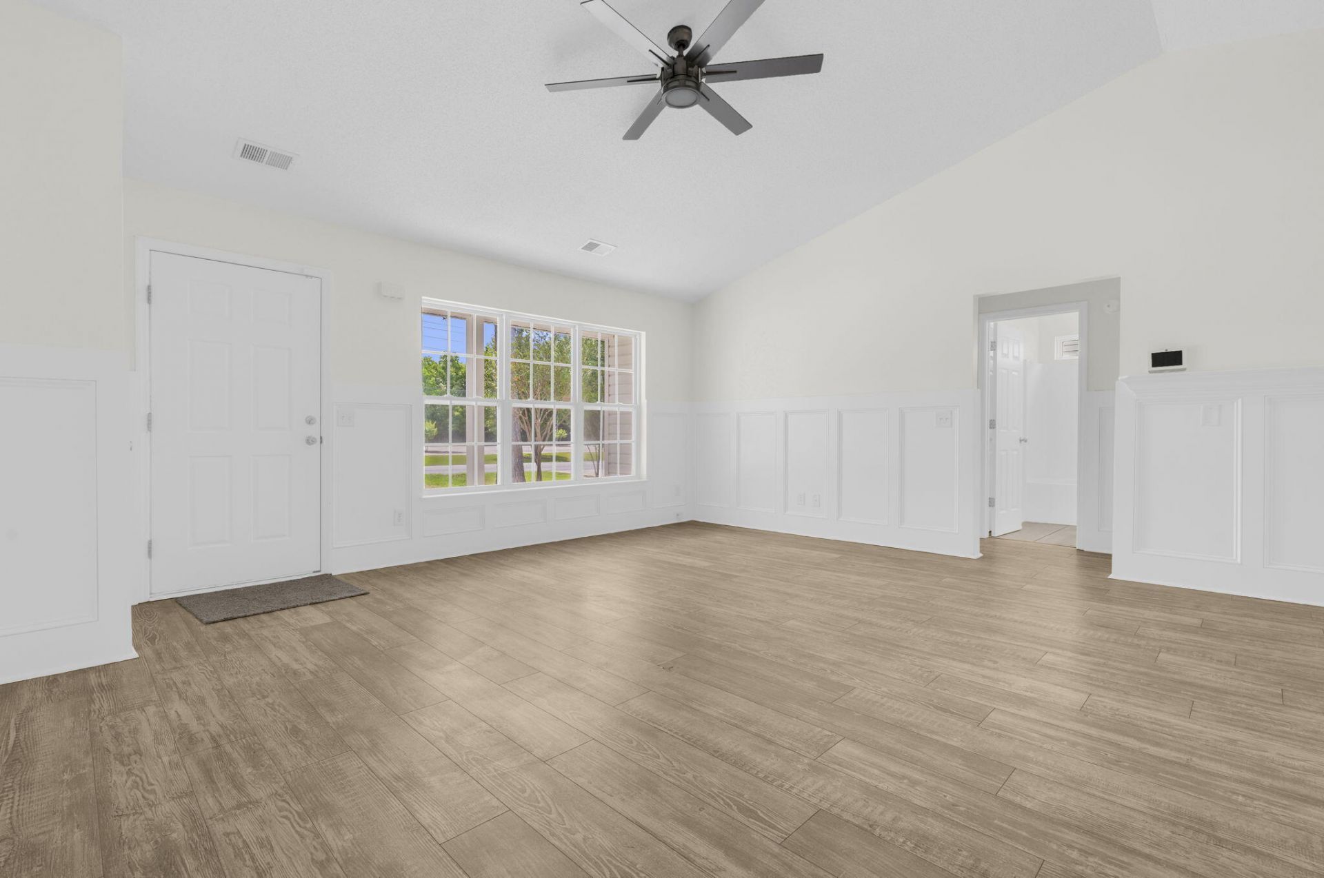 207 Amy Drive Photo 6