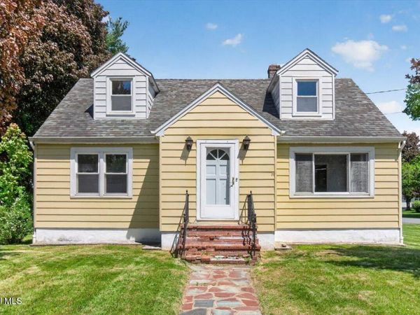 20 Washington Avenue, Mechanicville, NY 12118