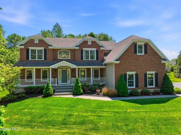 30 Walden Circle, Saratoga Springs, NY 12866
