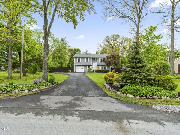 331 Butterfield Avenue, Schenectady, NY 12008