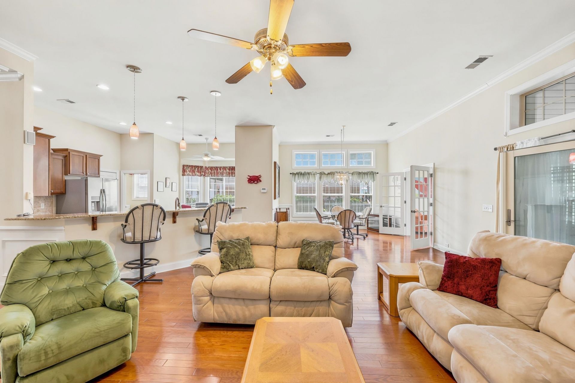 1405 Surfwatch Dr.  Photo 5