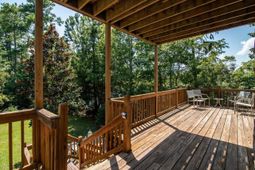 196 Pinewood Dr.  photo 4