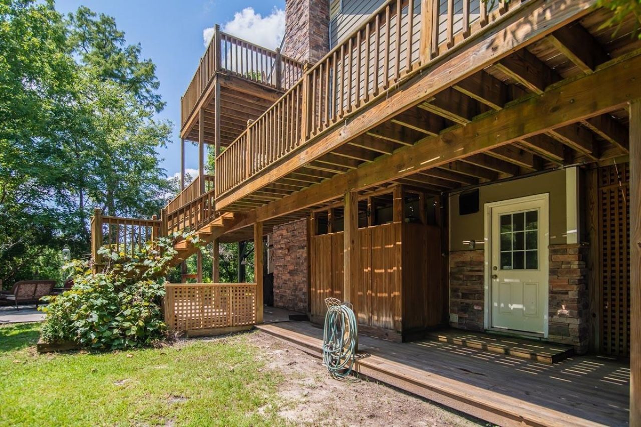 196 Pinewood Dr.  Photo 4