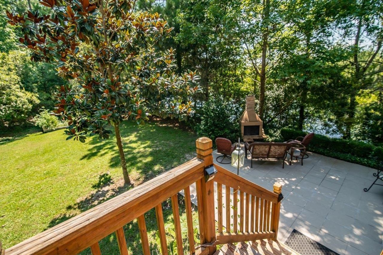 196 Pinewood Dr.  Photo 5