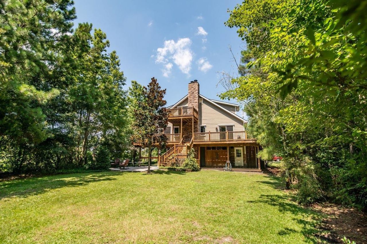 196 Pinewood Dr.  Photo 6