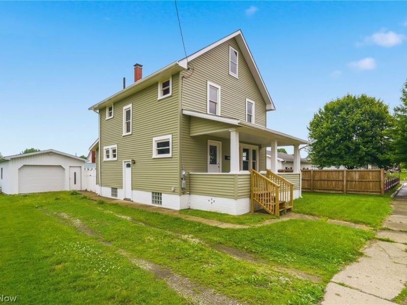 324 E Line Street, Minerva, OH 44657 Photo 2