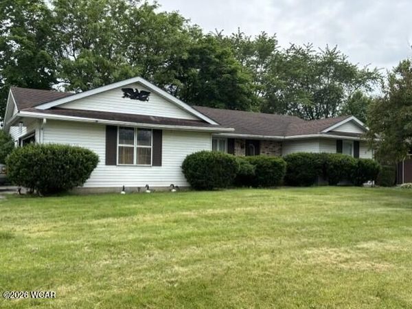 2450 Kirkland Drive, Lima, OH 45801