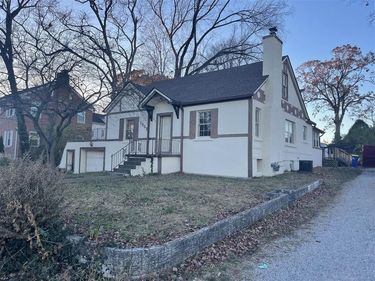 1953 Woodland Avenue , Bowling Green, KY 42101