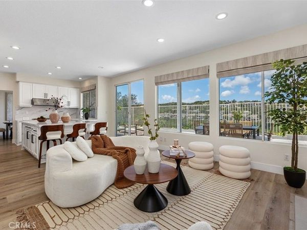 11 Coastal Oak, Aliso Viejo, CA 92656