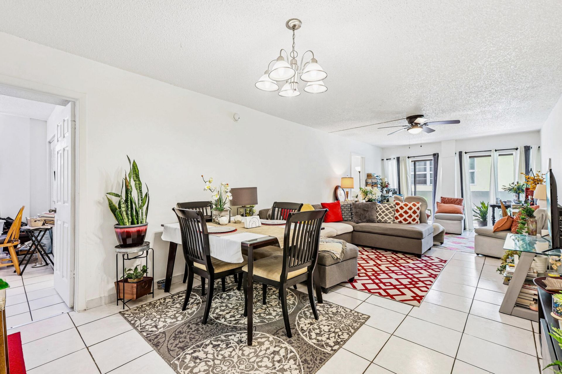 6941 Carlyle Avenue, Unit 2e, Miami Beach, FL 33141 Photo