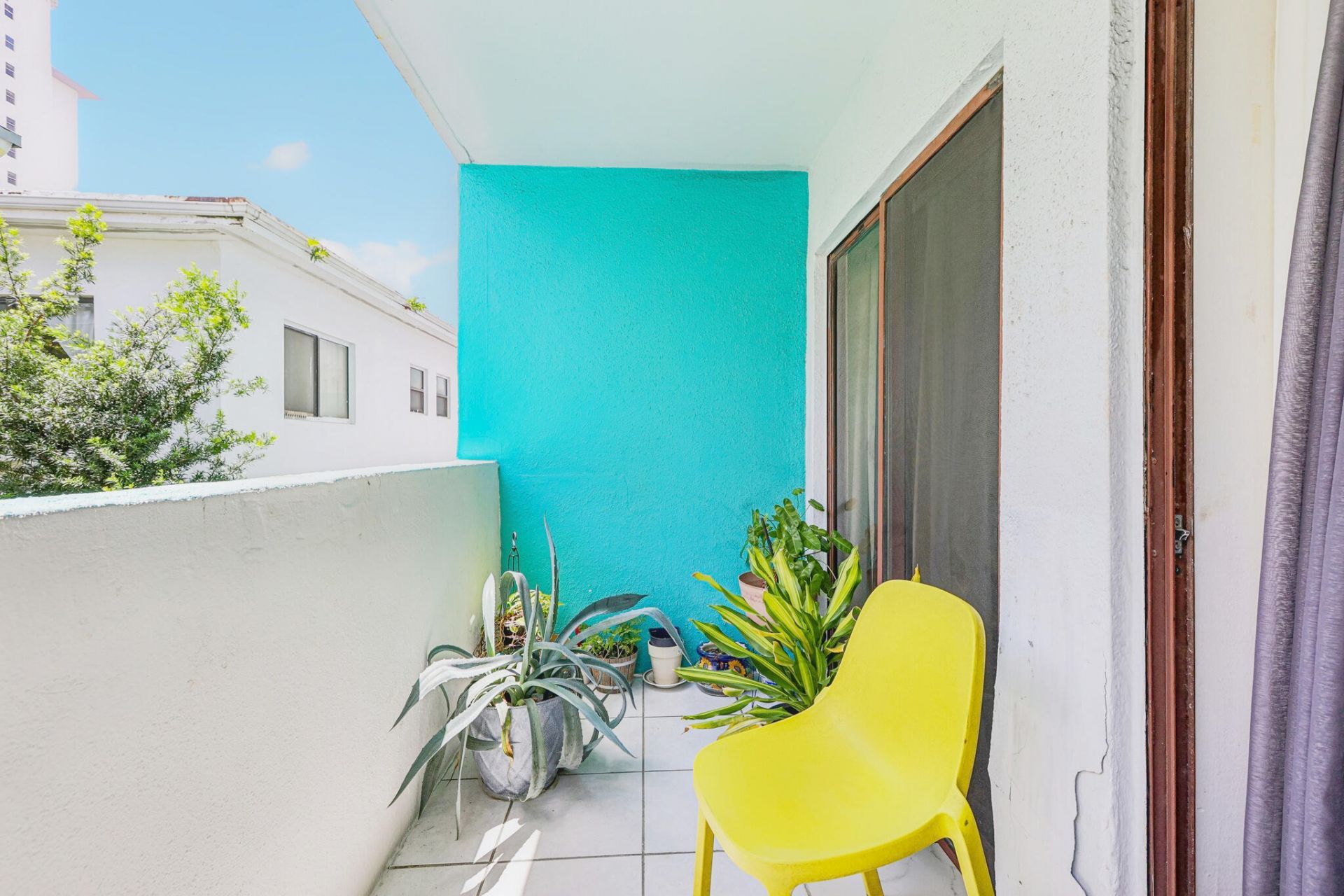6941 Carlyle Avenue, Unit 2e, Miami Beach, FL 33141 Photo