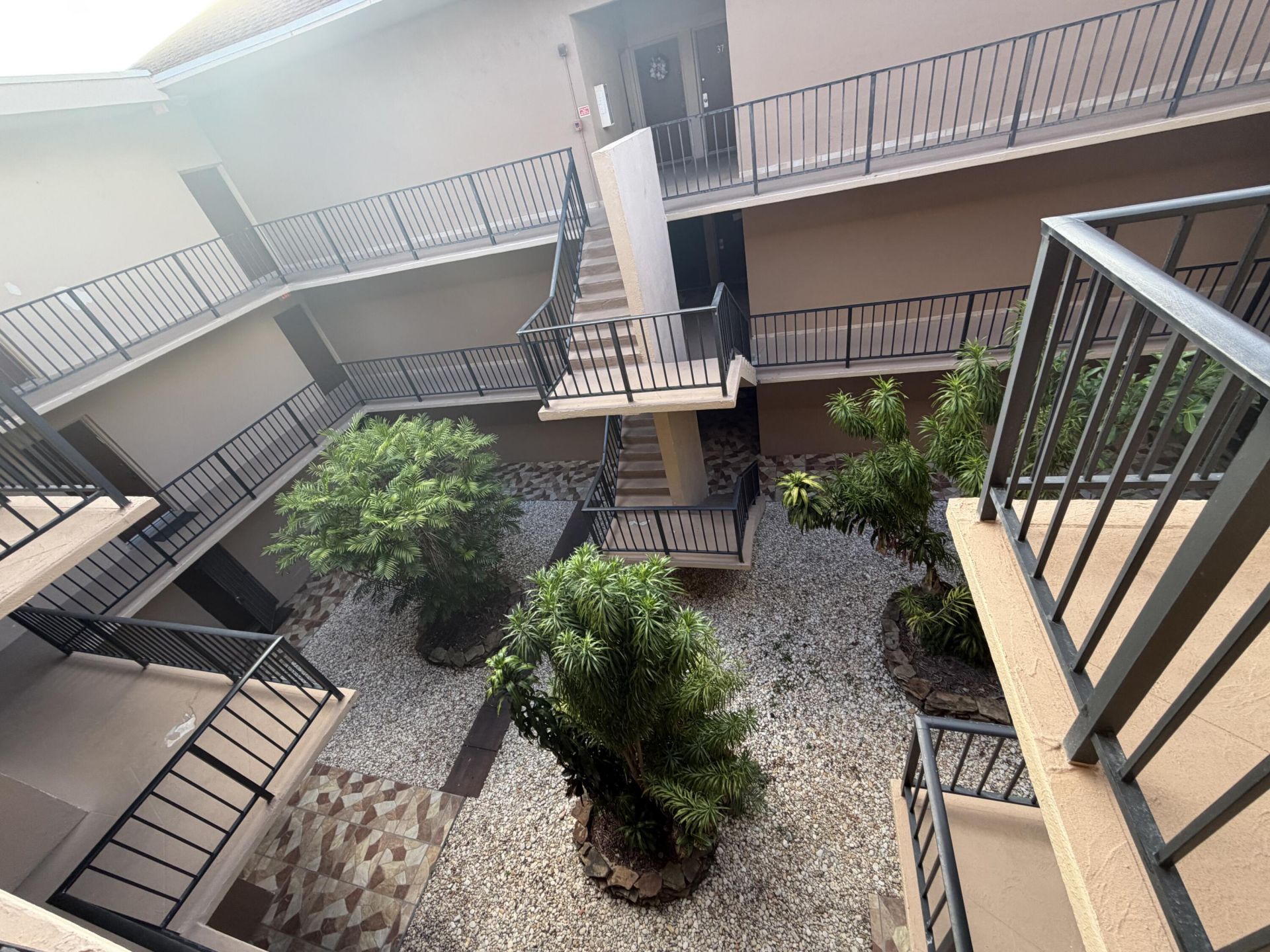 4040 N Hills Drive, Unit 35, Hollywood, FL 33021 Photo
