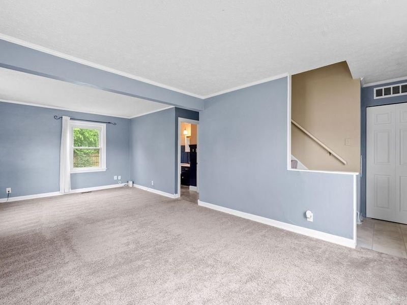 1909 E Bataan Drive, Kettering, OH 45420 Photo 7