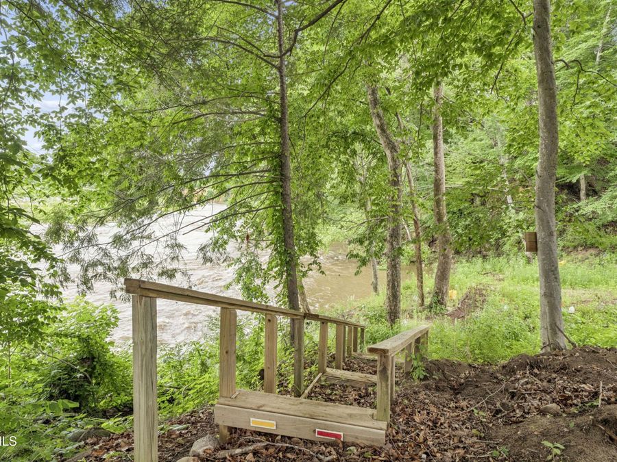 Property Image 80