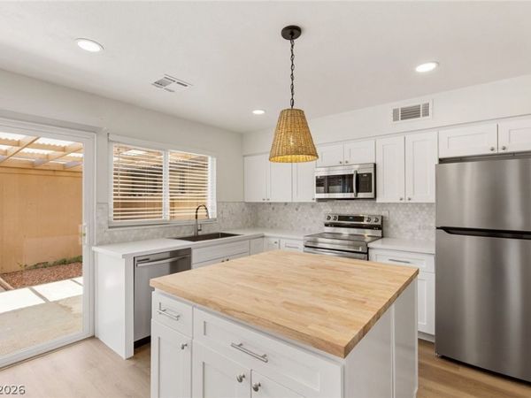 4627 Bountiful Way , Las Vegas, NV 89121