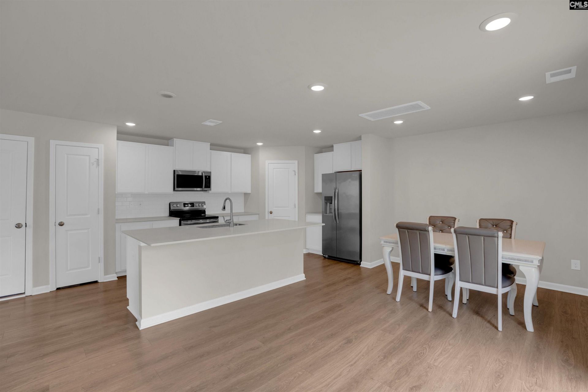 71 Redwing Drive Photo 7