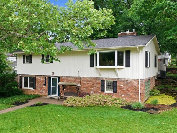 1204 Forest Court, Wyoming, OH 45215
