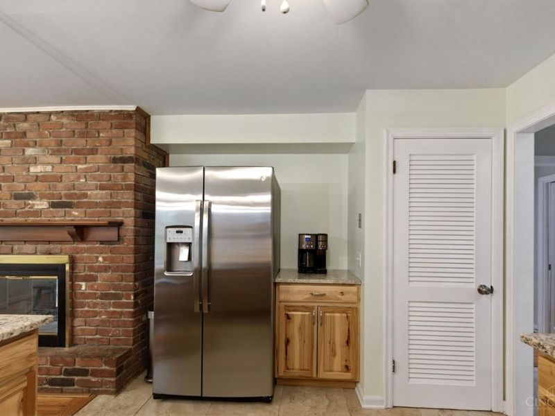 1204 Forest Court, Wyoming, OH 45215 Photo 10