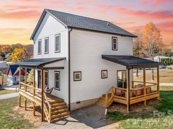 27 Ben Lippen Road , Asheville, NC 28806