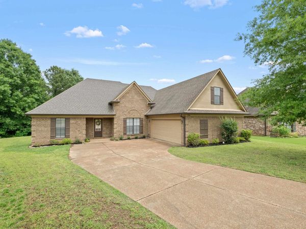1586 MCKENAS WAY CV, Hernando, MS 38632