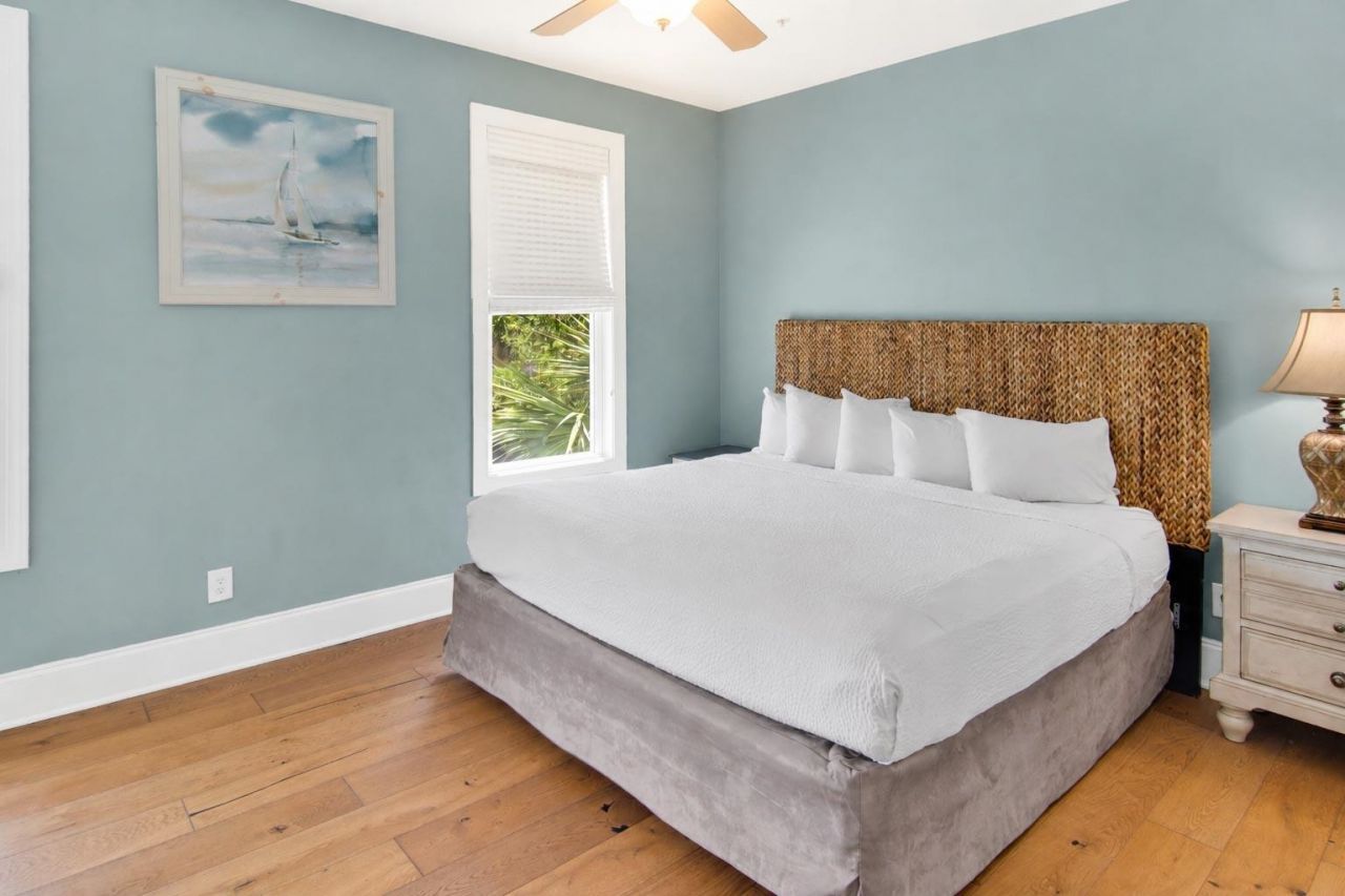 730 Madiera Dr. Photo 16