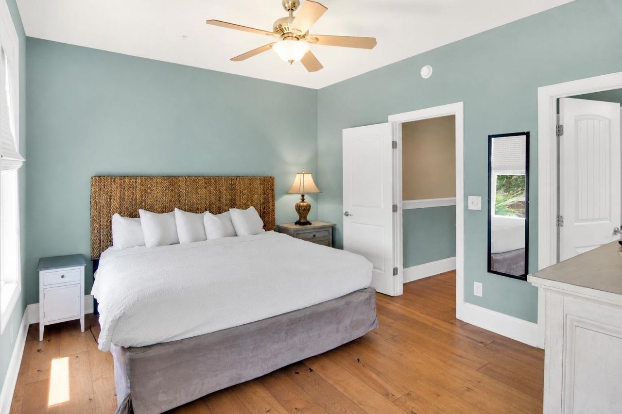730 Madiera Dr. Photo 17