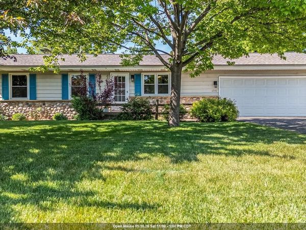 1230 COUNTY RD II, Neenah, WI 54956