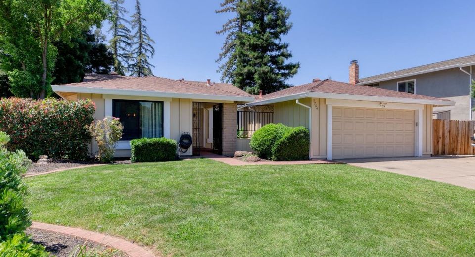 3204 Pennelope Ct, Sacramento, CA 95826 Photo